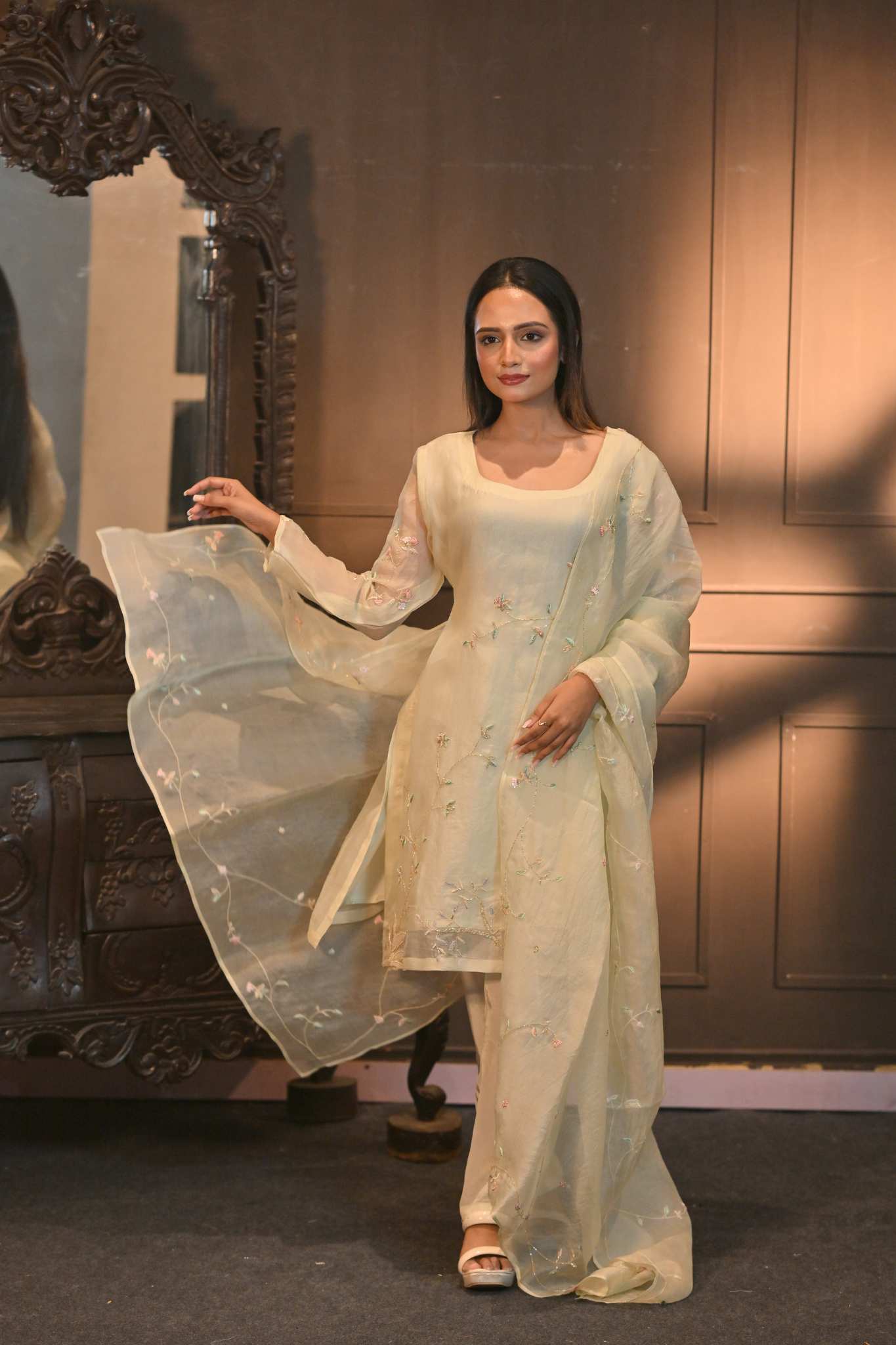 PASTEL GREEN KURTI WITH PALAZZO AND DUPATTA (Customize Request)