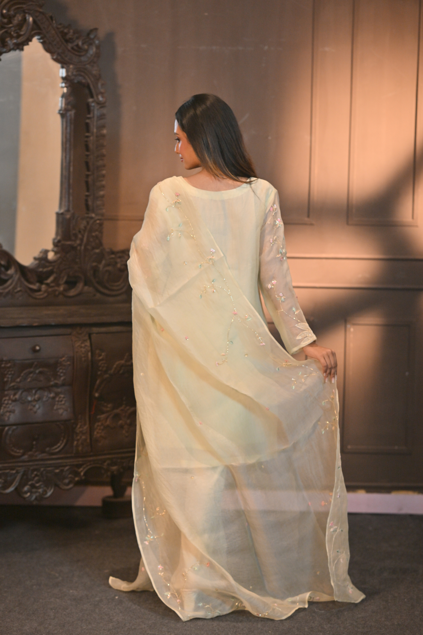 PASTEL GREEN KURTI WITH PALAZZO AND DUPATTA (Customize Request)