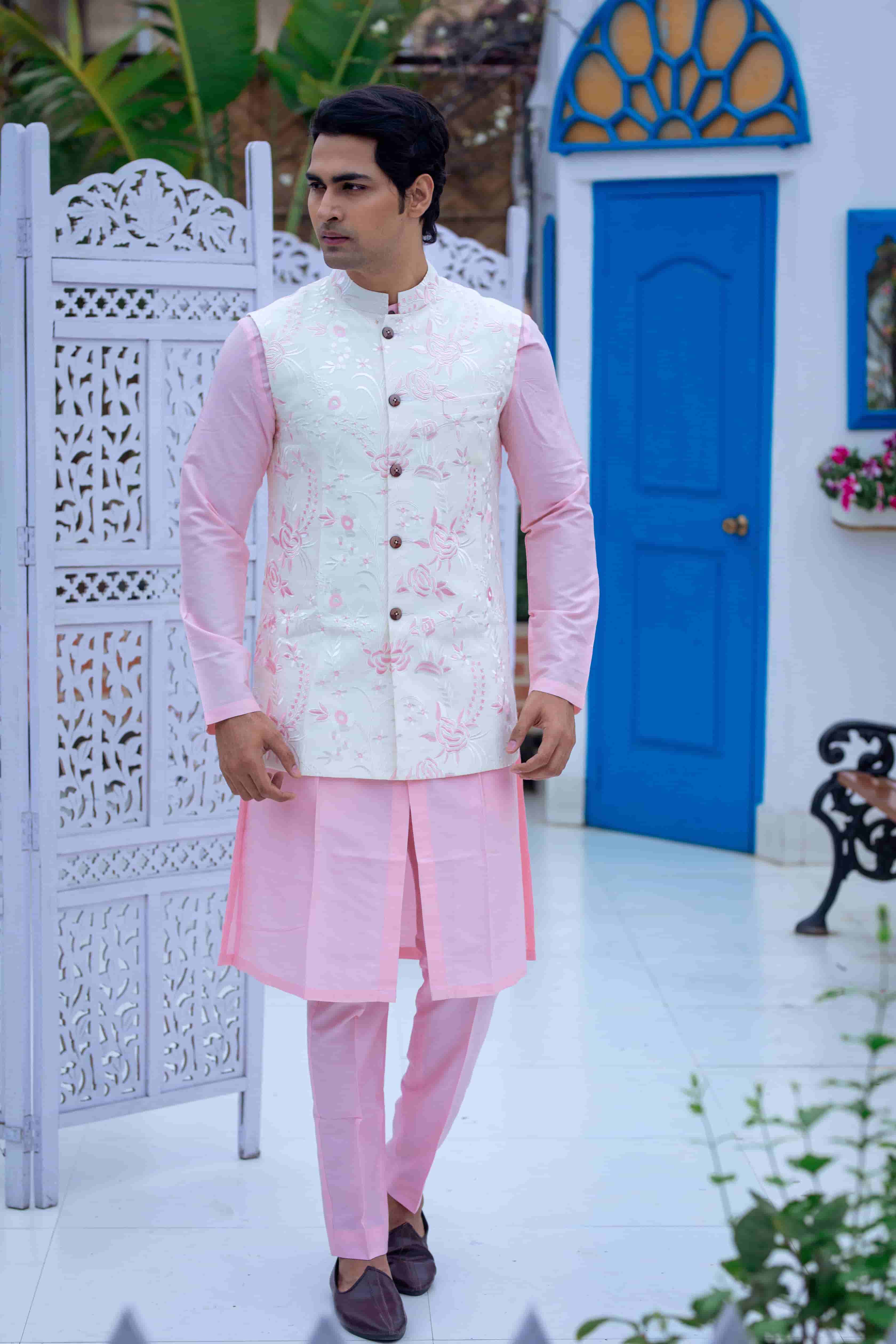 Light Pink Kurta Set With White Embroidered Jacket