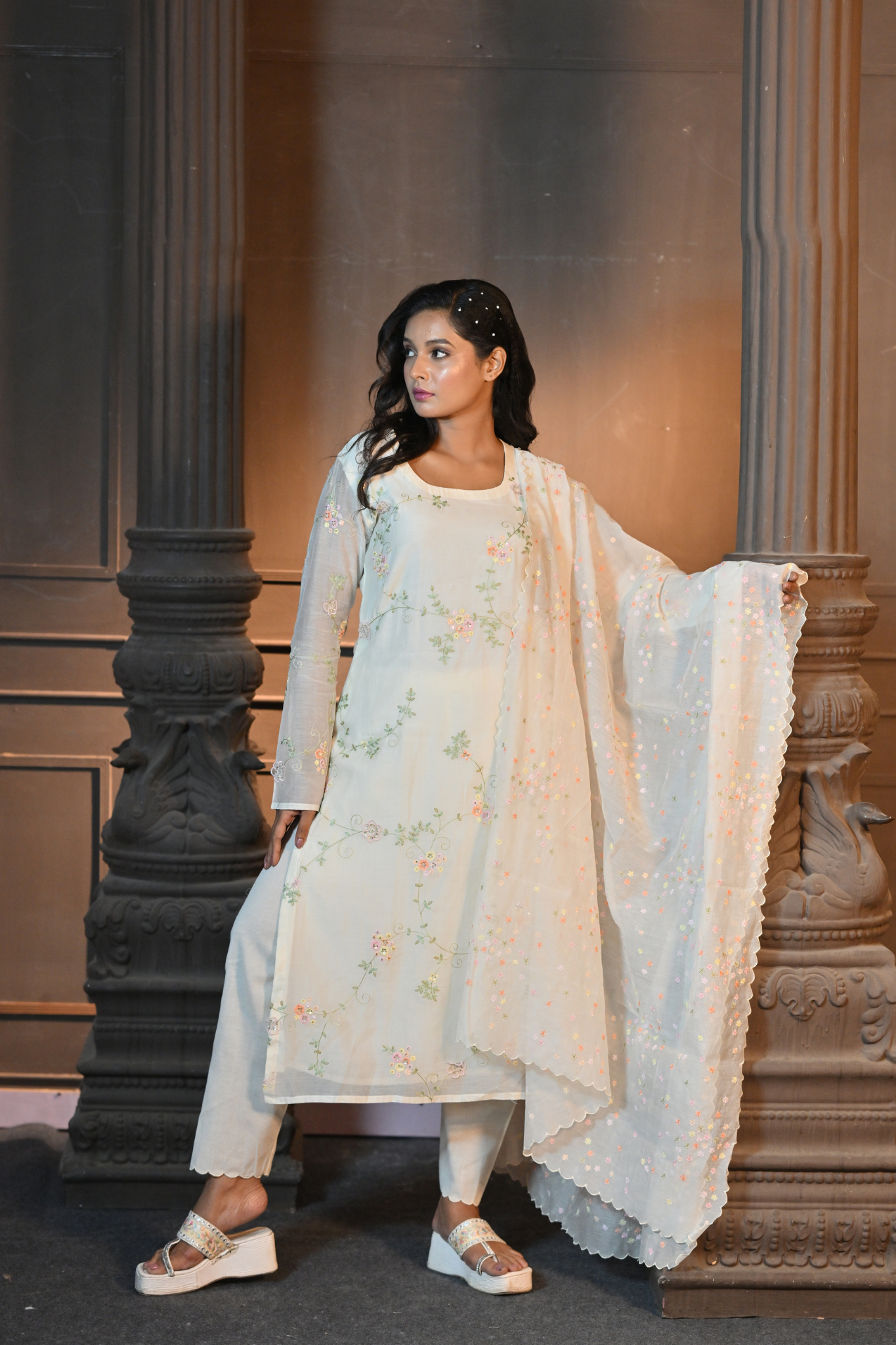 OFF-WHITE KURTI WITH PANT AND DUPATTA (Customize Request)