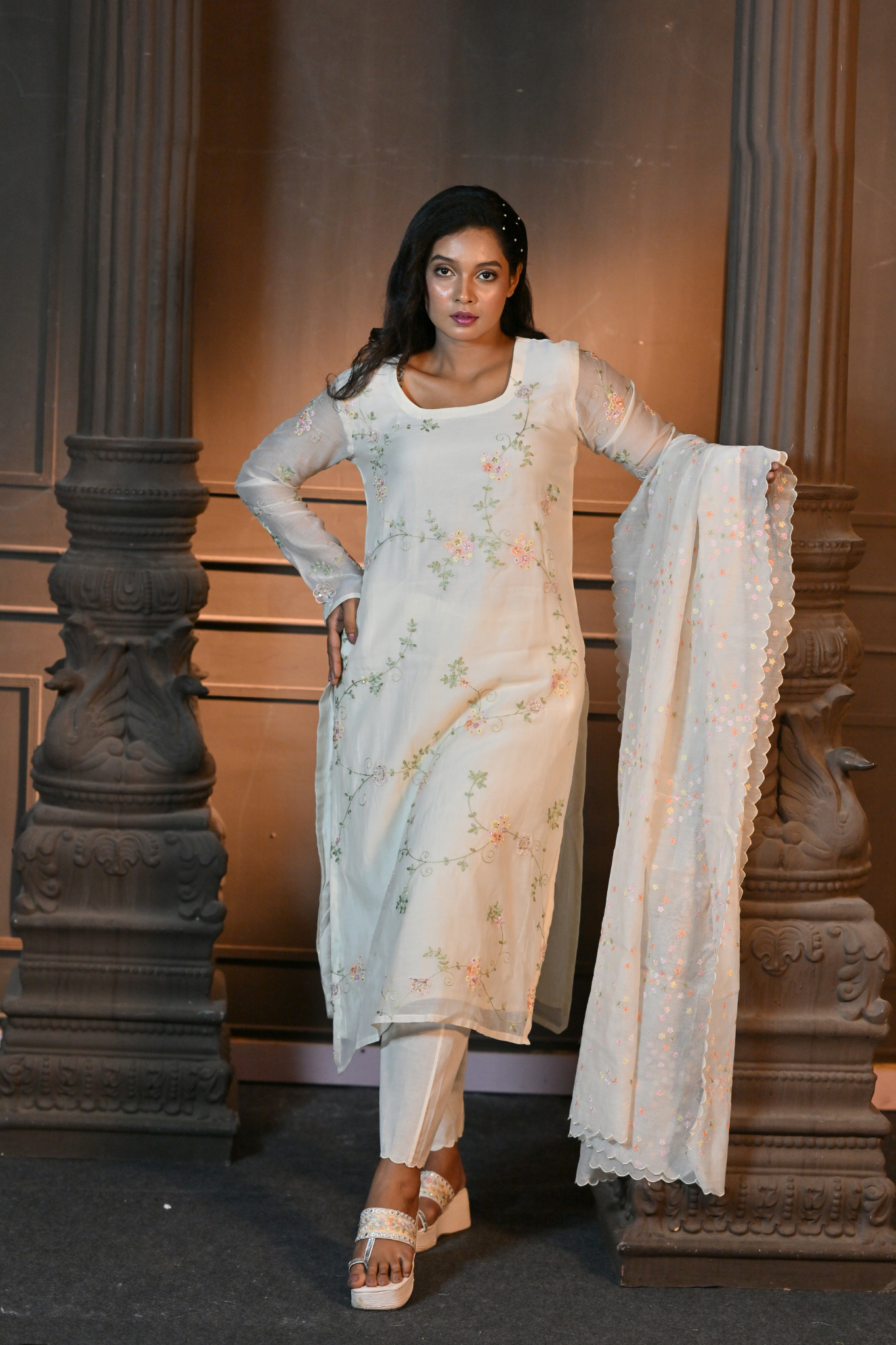 OFF-WHITE KURTI WITH PANT AND DUPATTA (Customize Request)