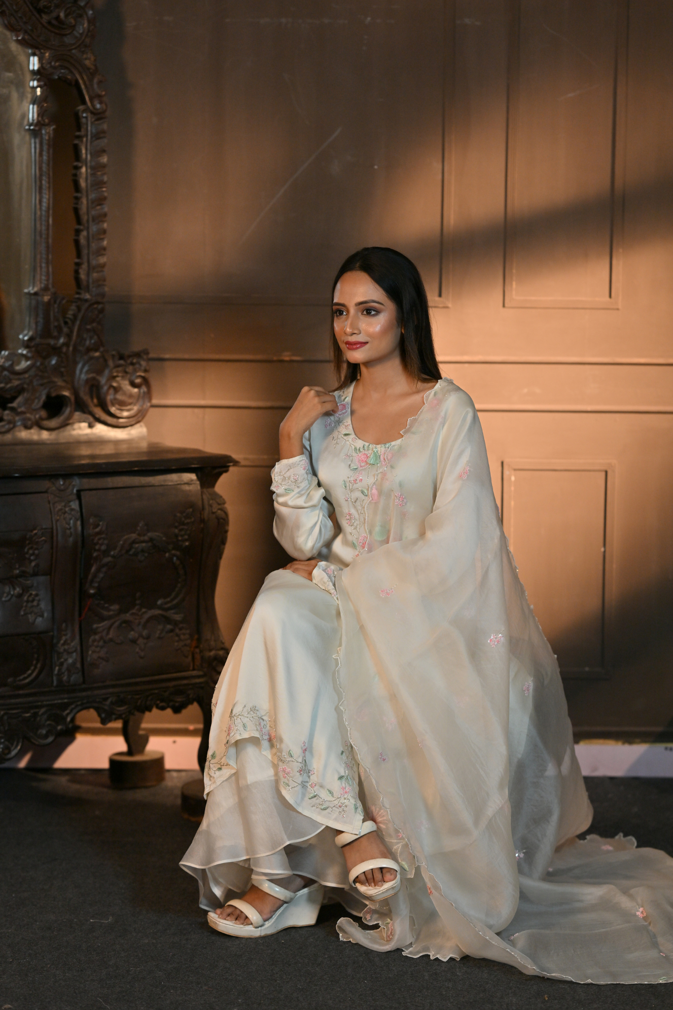 OFF-WHITE KURTI WITH PALAZZO AND DUPATTA (Customize Request)