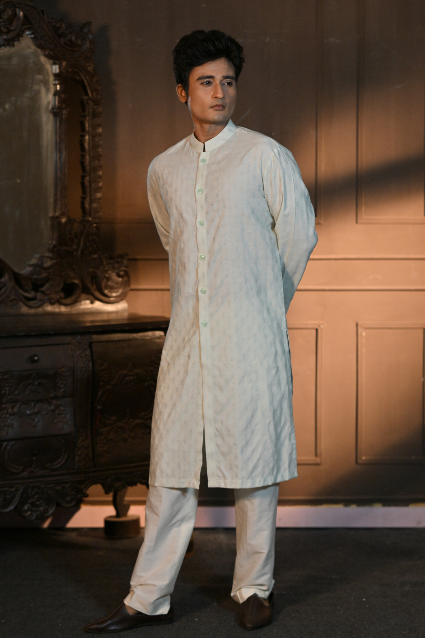 SAGE GREEN KURTA WITH PANT (Customize Request)