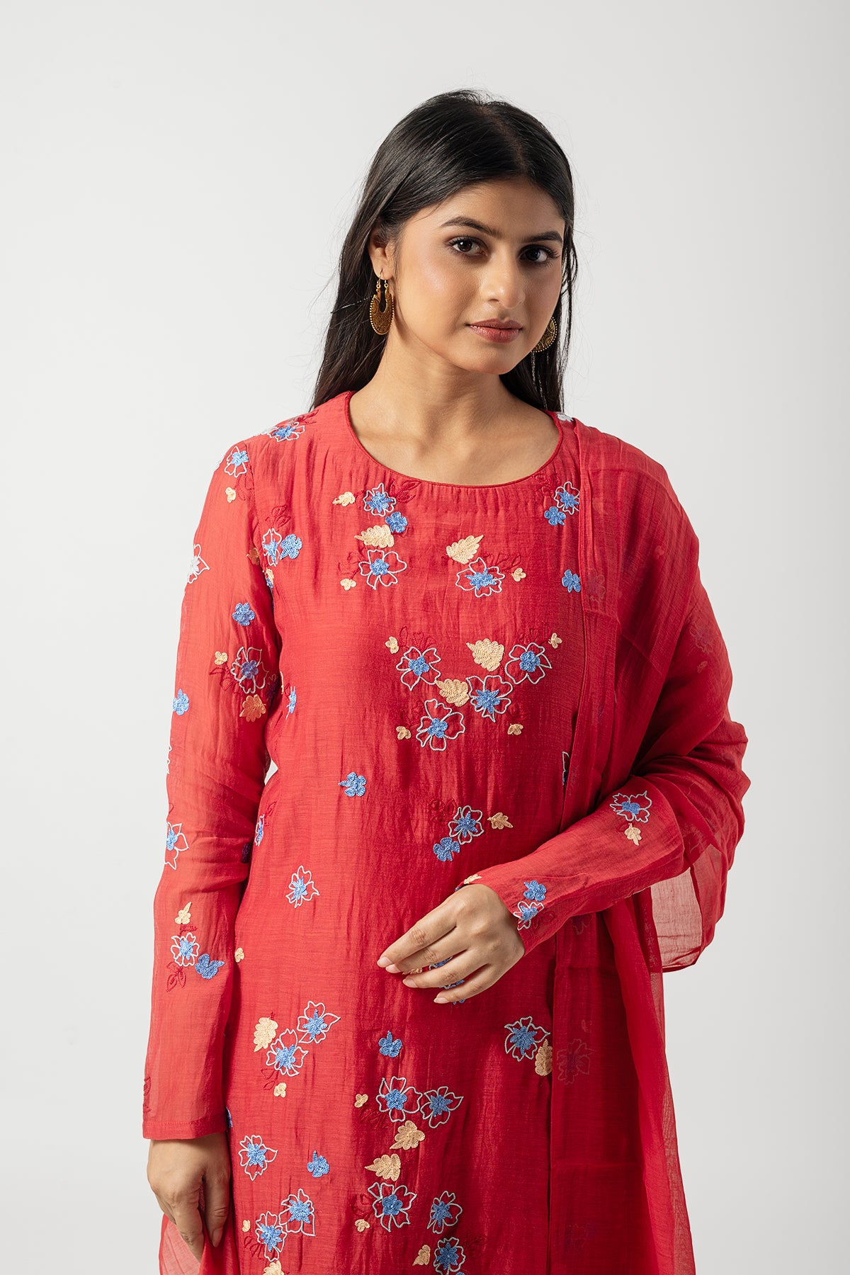 Red Chanderi Suit Set with Floral Embroidery