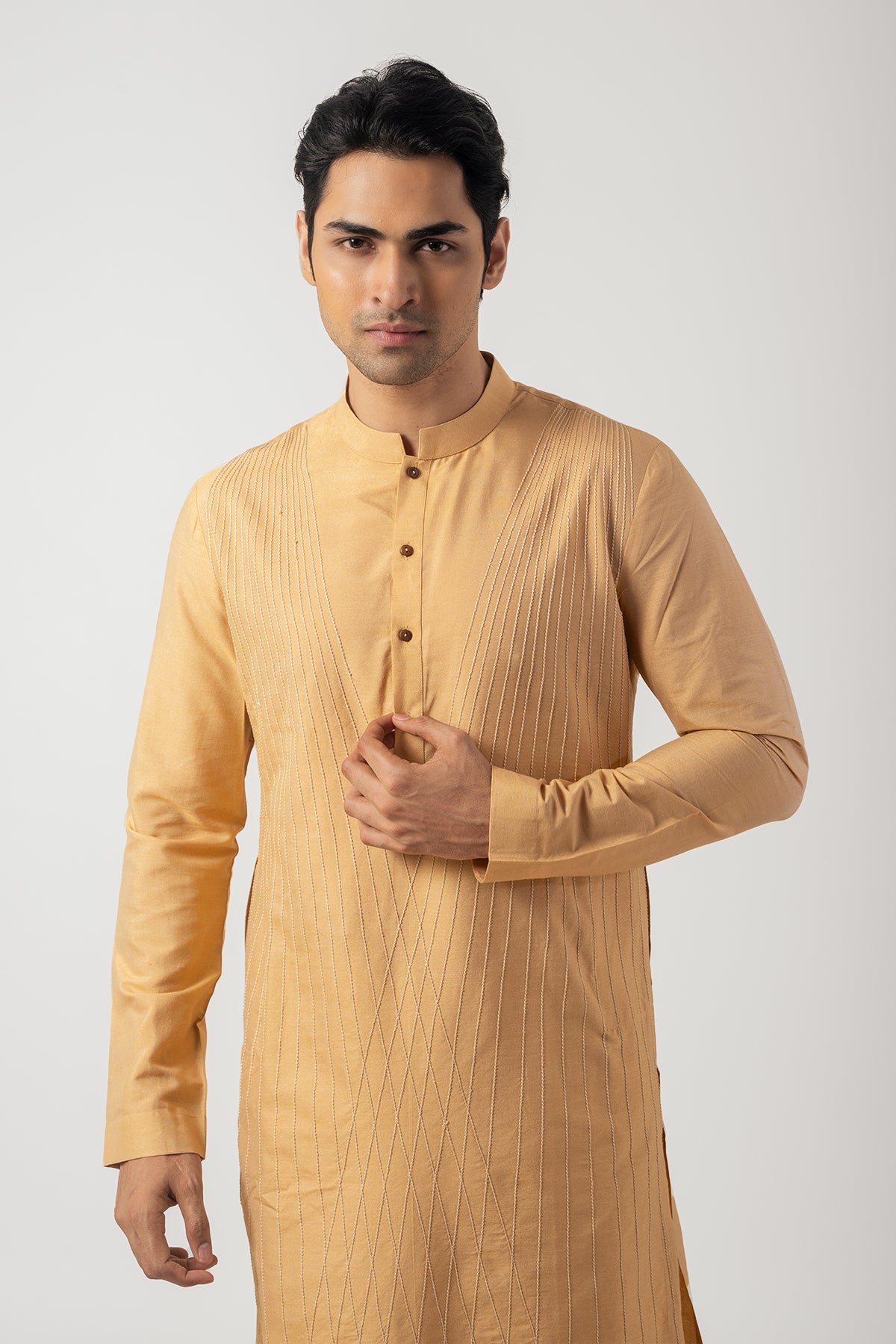 Simple Embroidered Kurta with Mandarin Collar