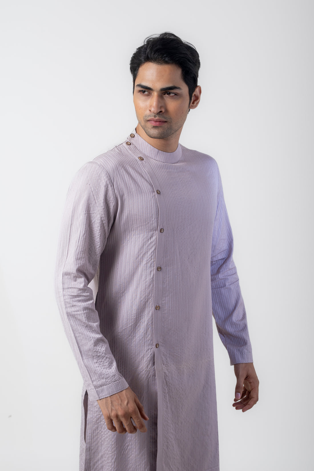 Lilac Silk Kurta Pajama Set with Resham Embroidery and Mandarin Collar