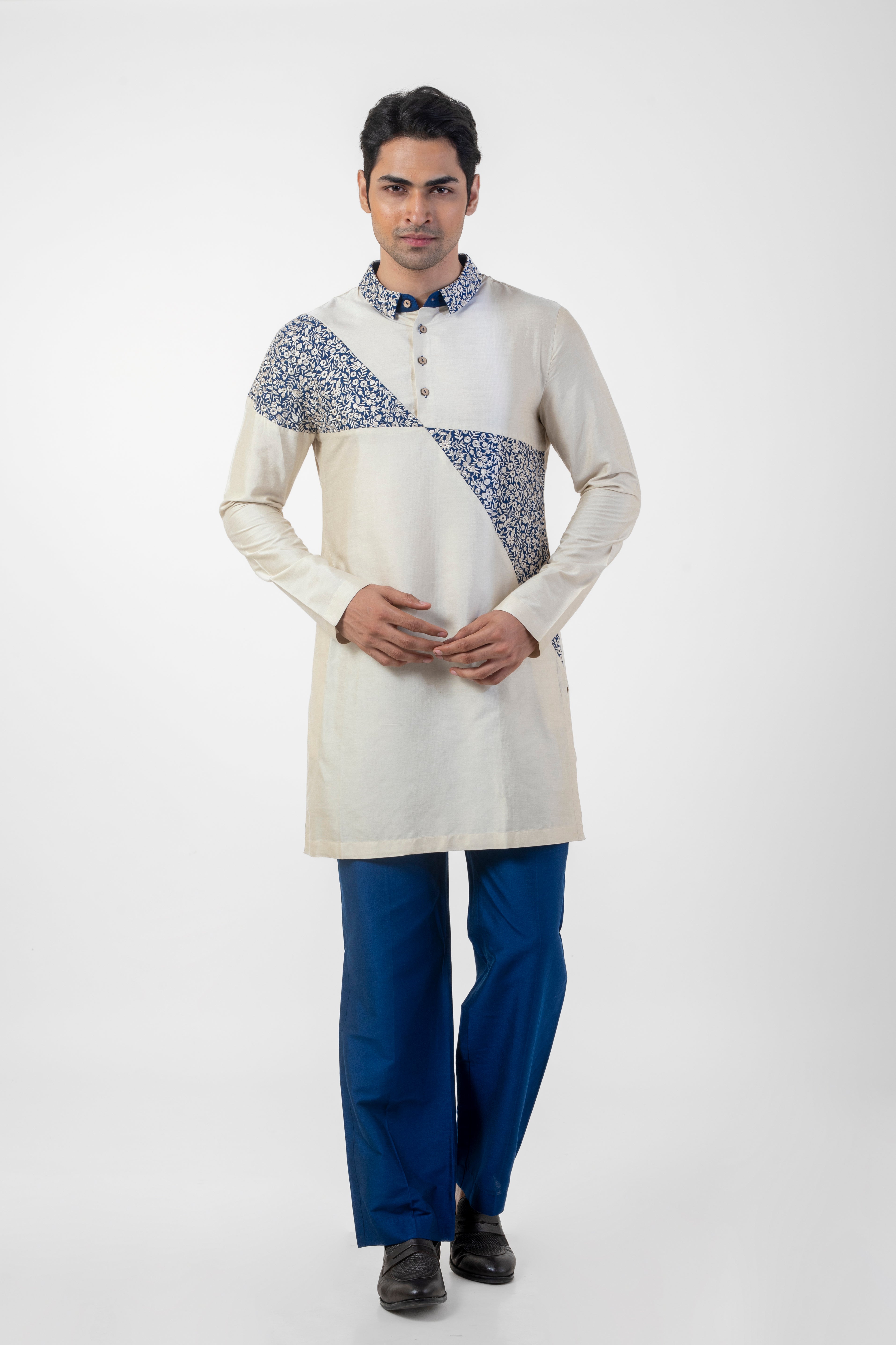 Shirt Collar Kurta with Embroidered Detail