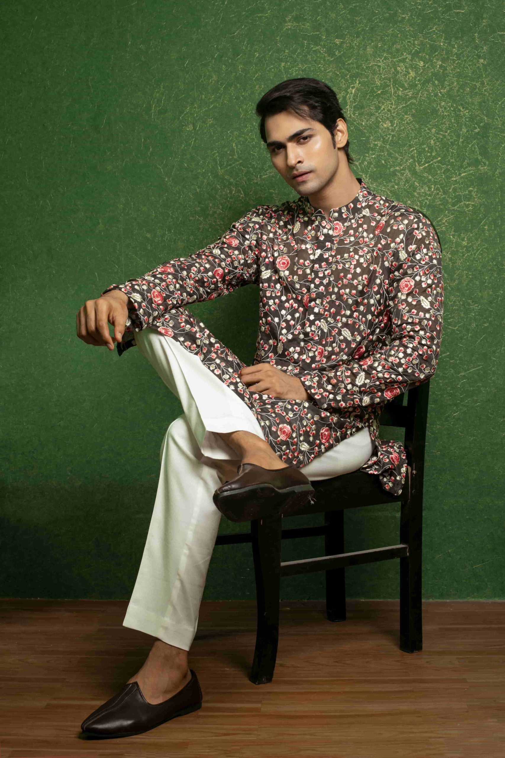 Floral Embroidered Kurta Set