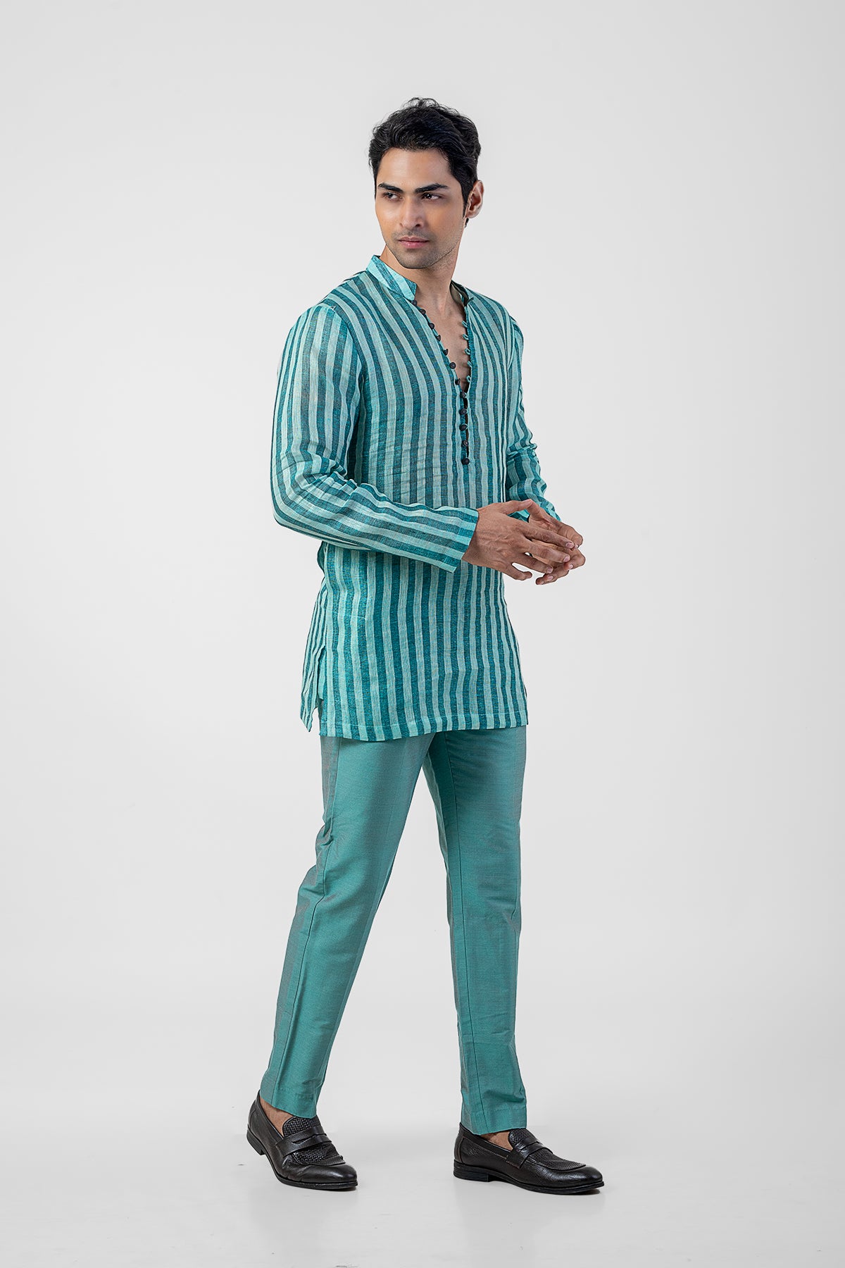 Emerald Green Linen Kurta Pajama in Katan Silk