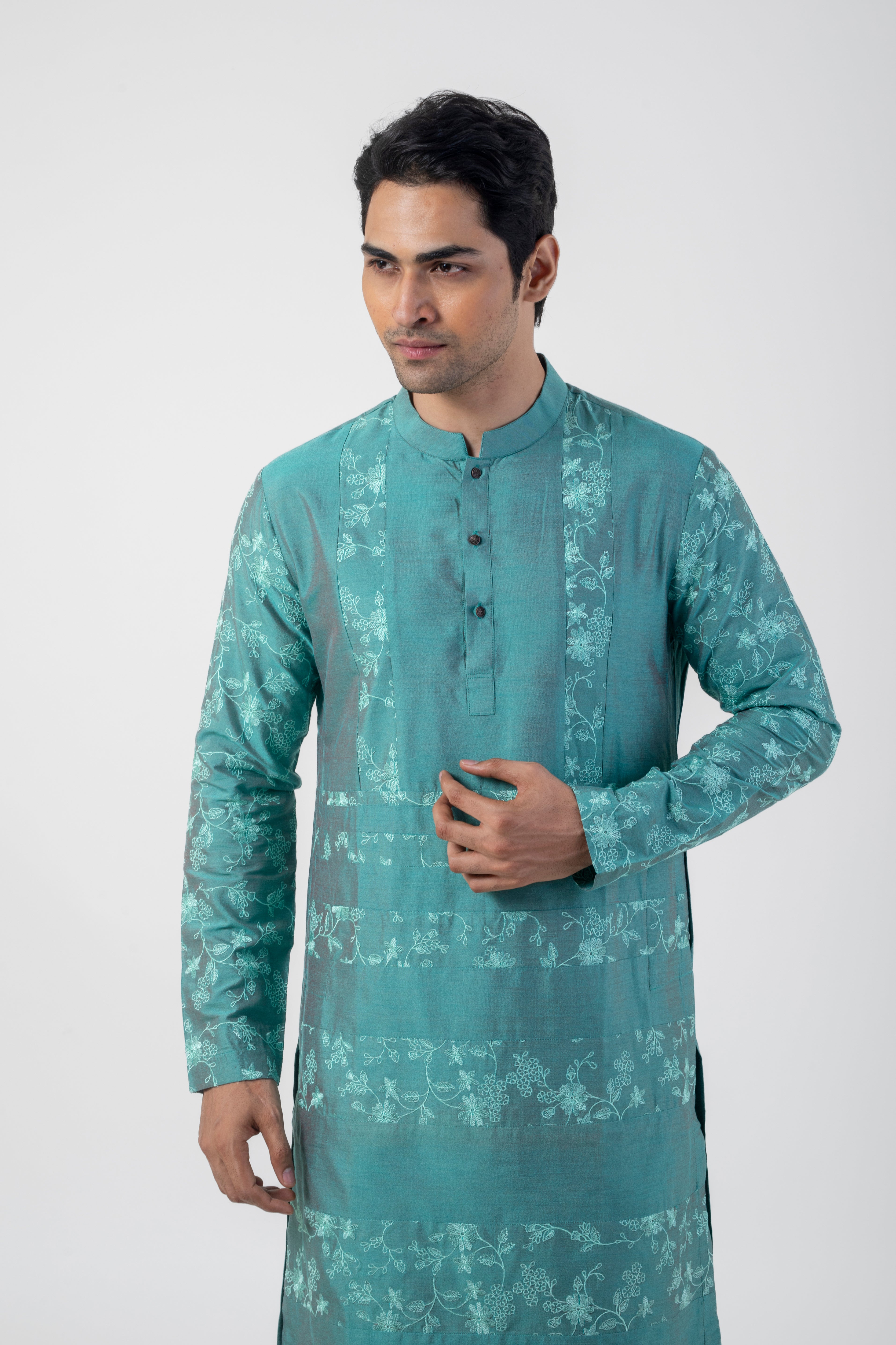 Emerald Green Kurta Pajama with Embroidery Work