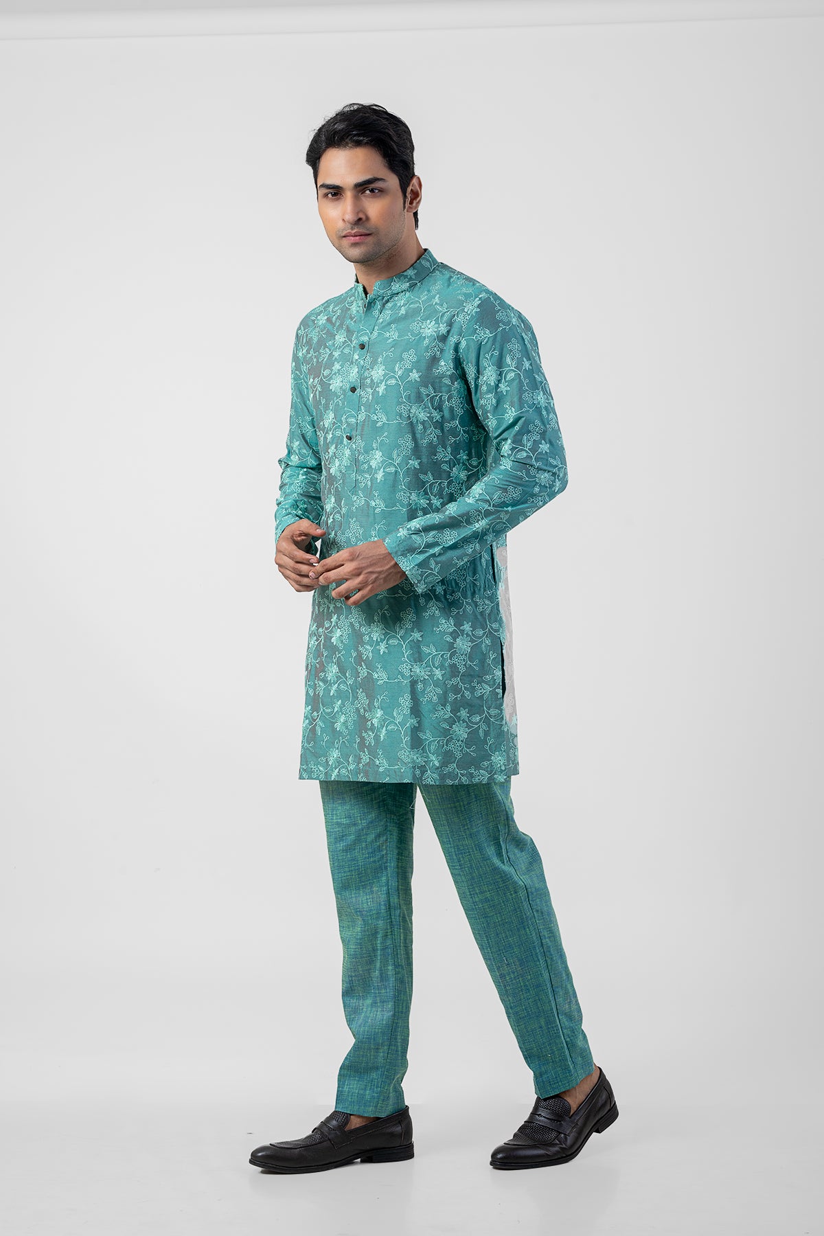 Emerald Green Trending Kurta Pajama with Floral Embroidery