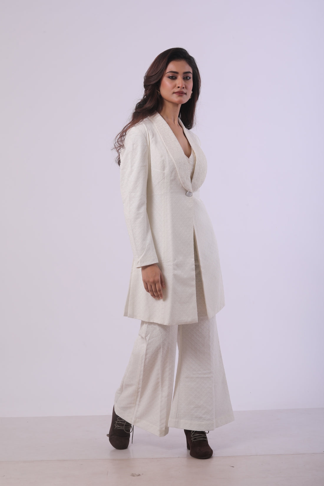 Elegant White Viscose Co-ord Set with Ari Work