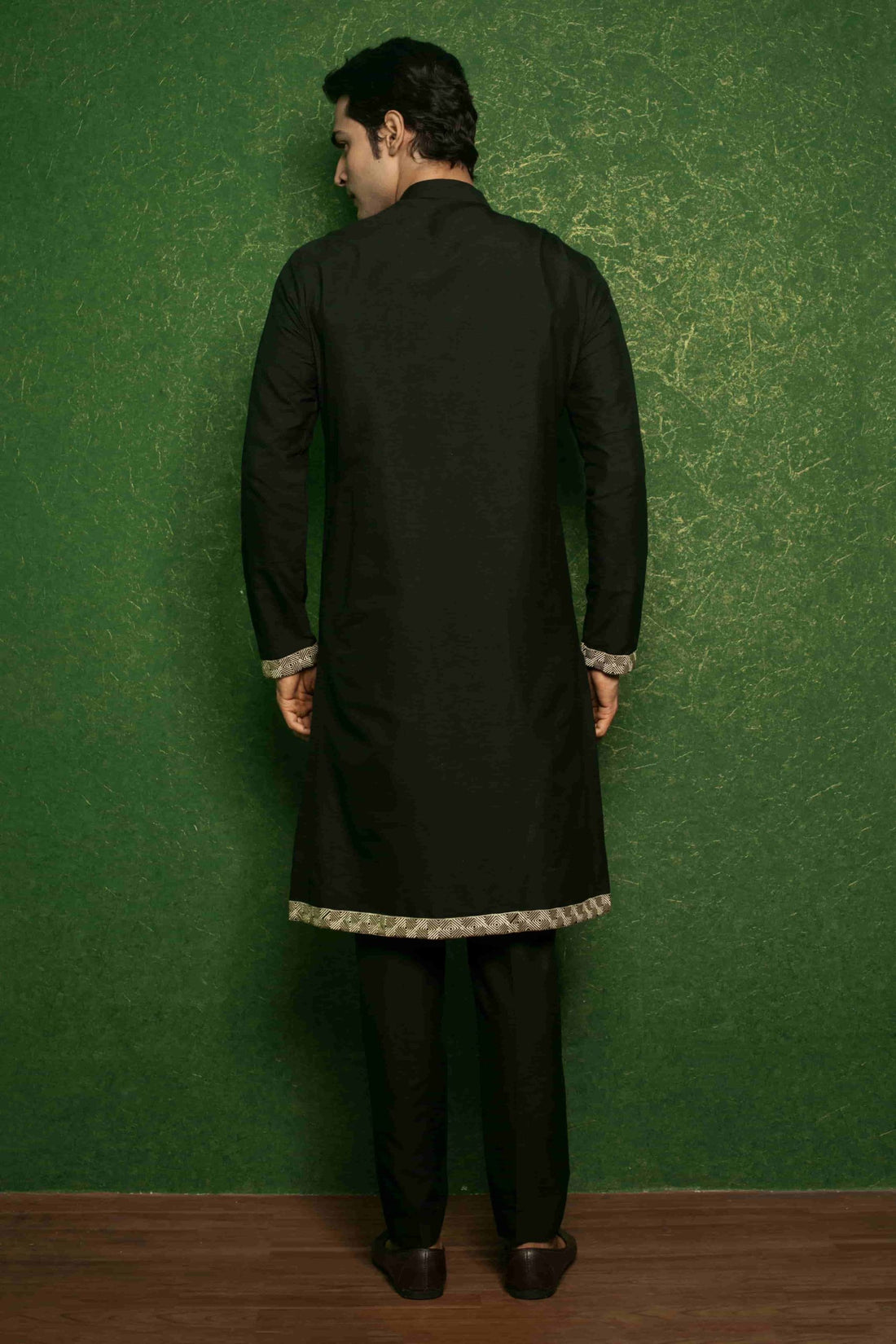 Classic Men's Kurta: Black Beauty