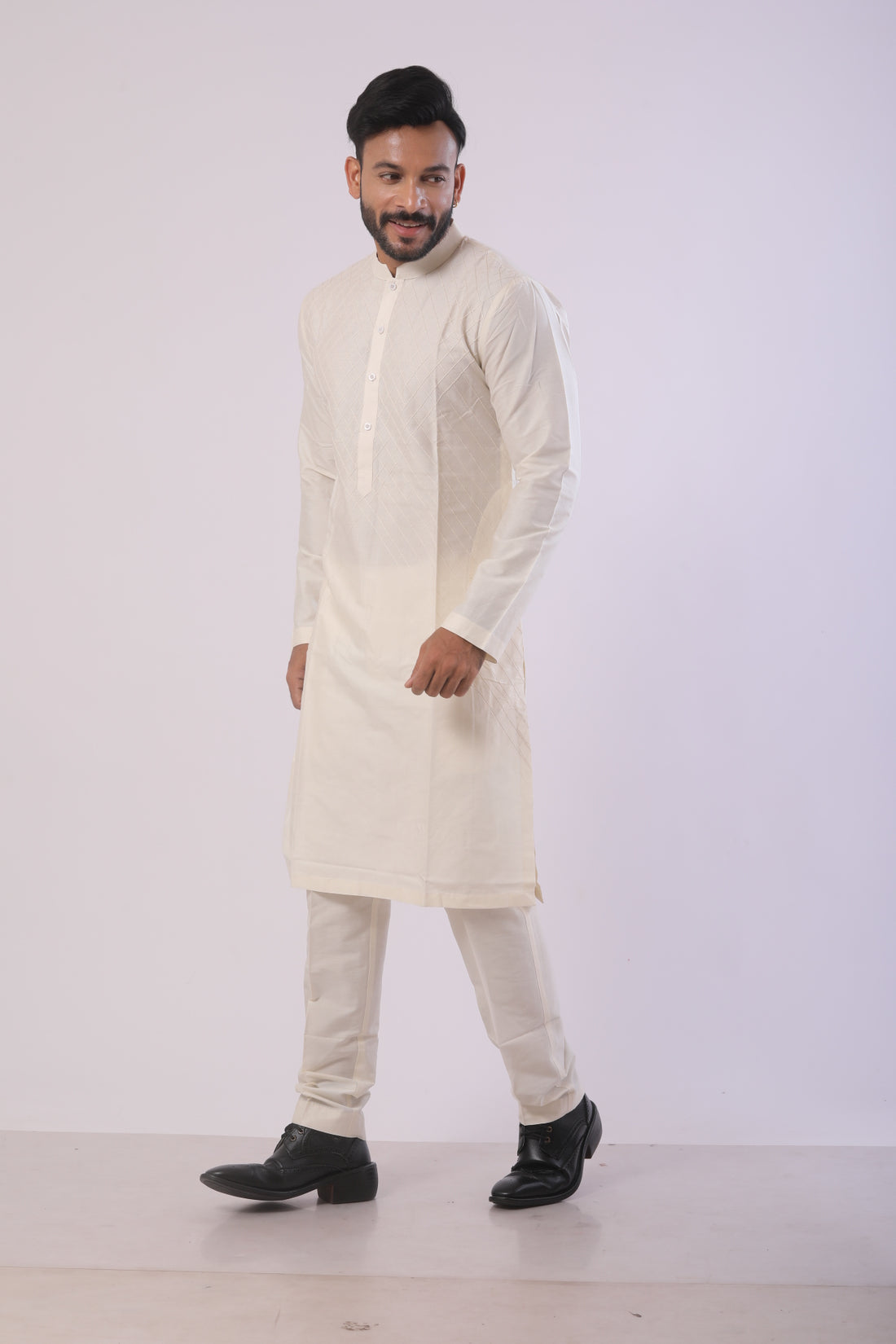 Off White Katan Kurta Set for Men With Anchoring Work