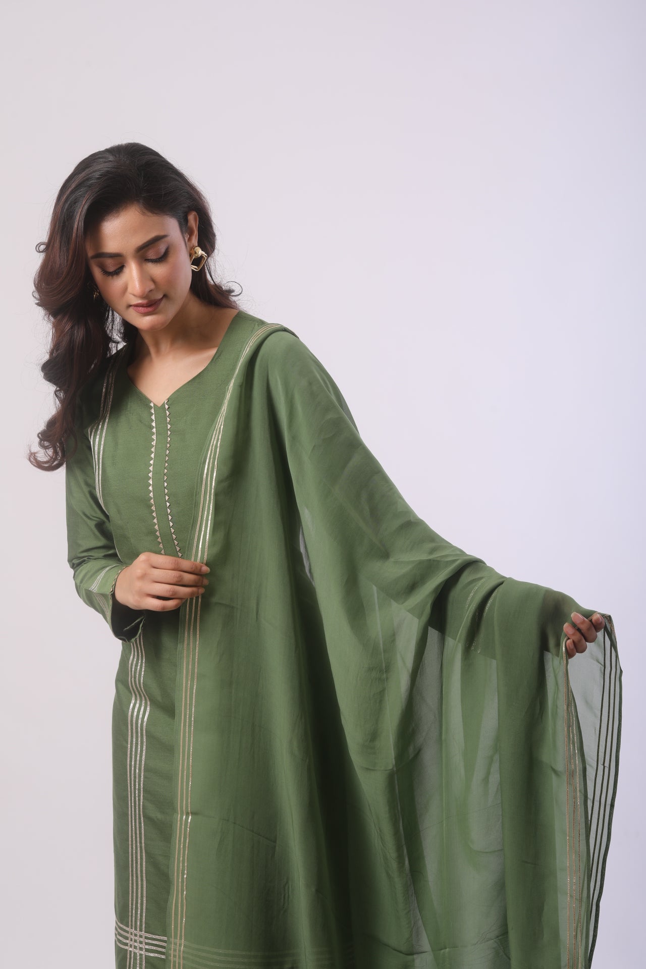 Avocado Katan Silk Kurta Set with Organza Dupatta