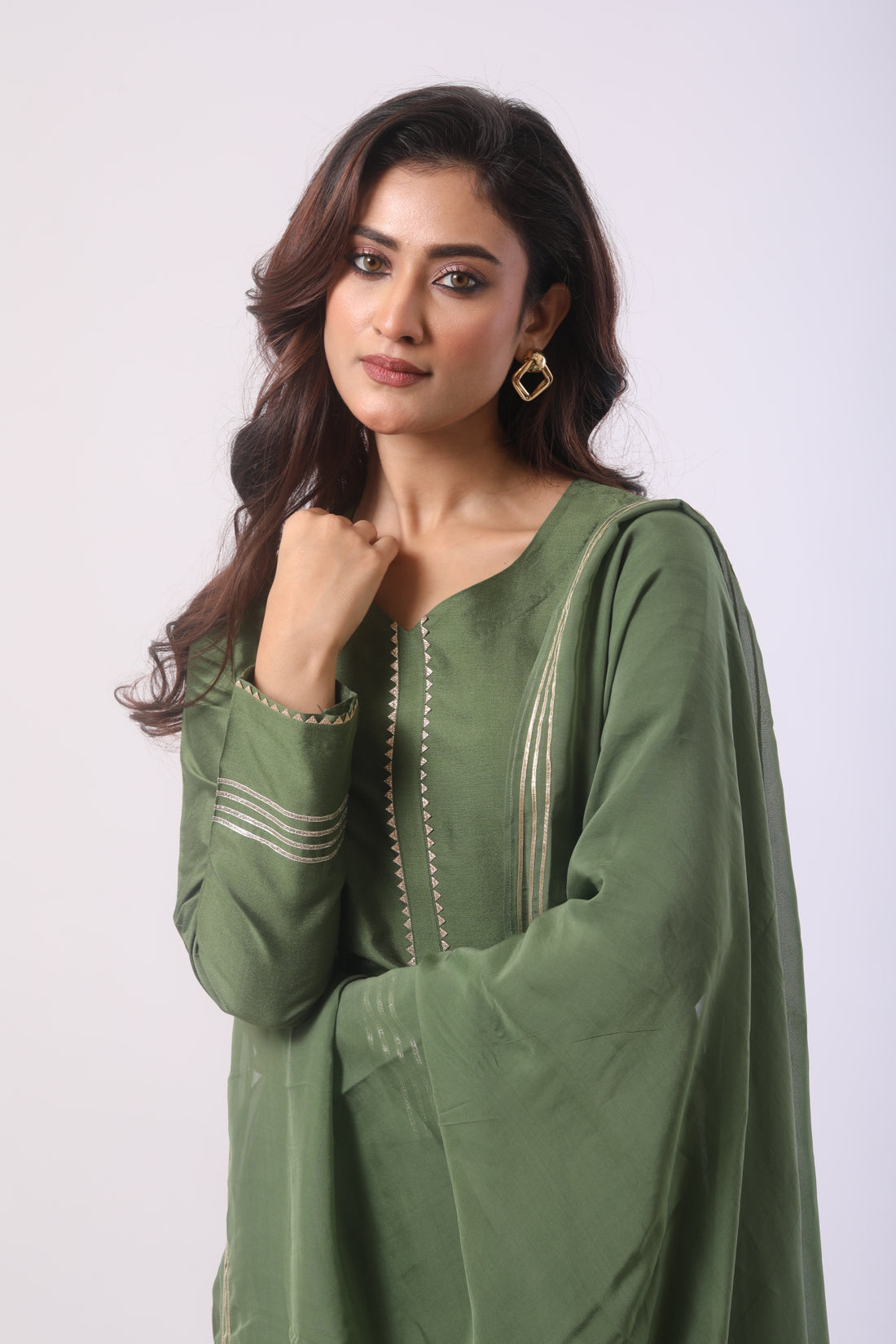 Avocado Katan Silk Kurta Set with Organza Dupatta