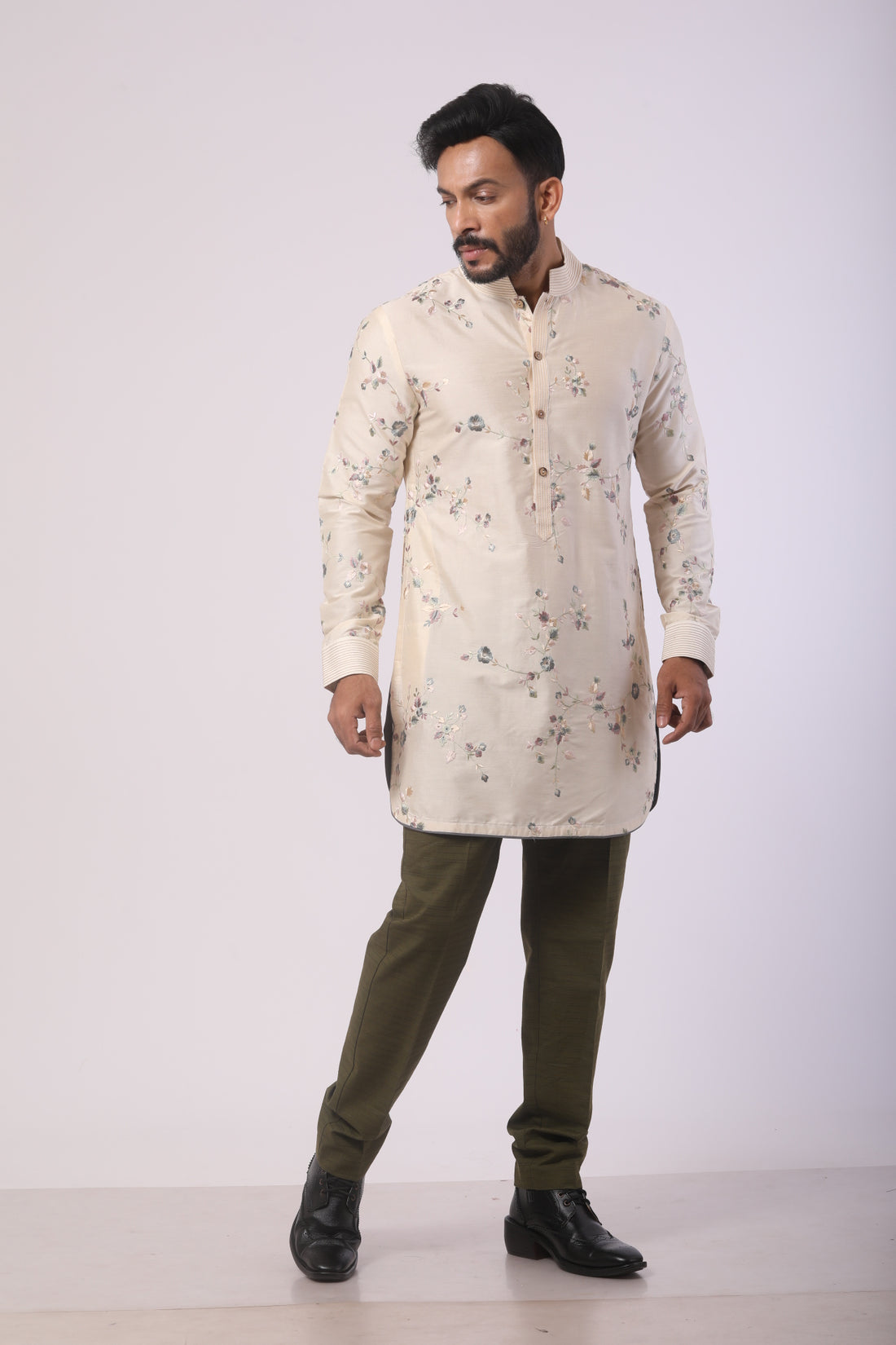 Off White embroidered kurta with Olive pant
