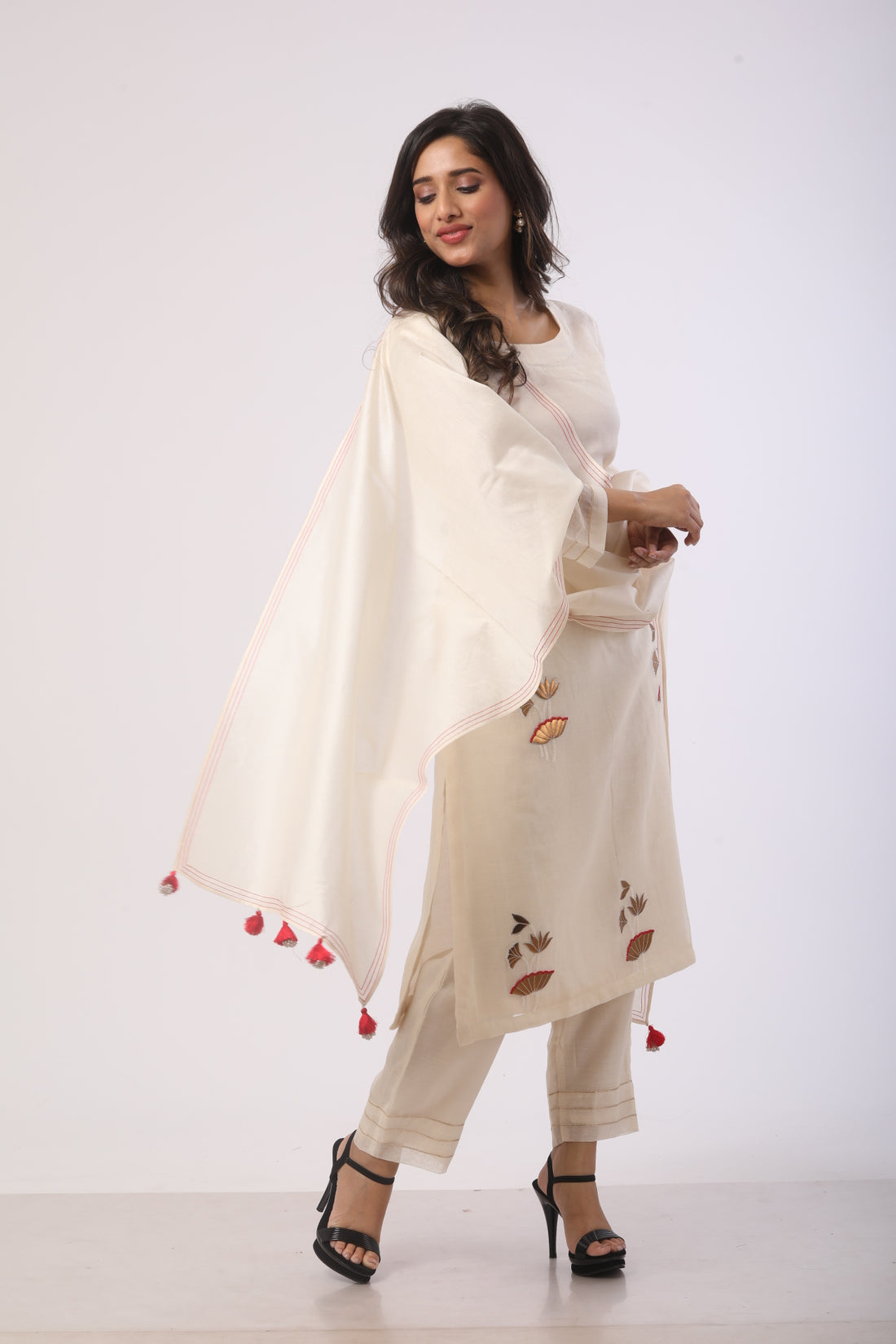 Off-White Pure Chanderi Kurta Set with Patch Work