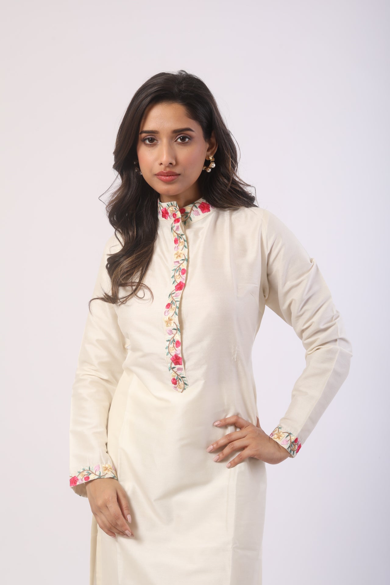 Off-White Katan Silk Embroidered Kurti Set with Pure Organza Dupatta