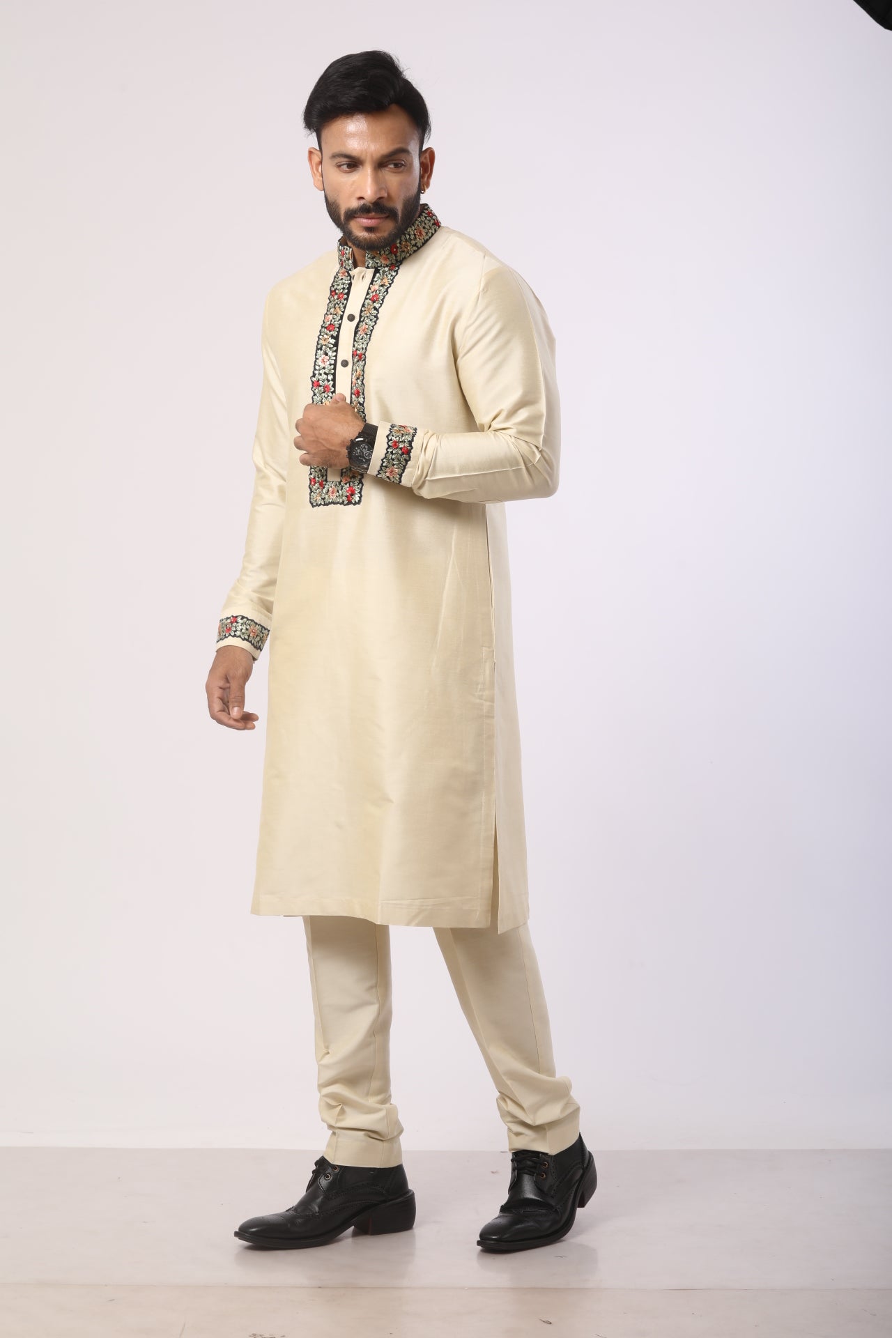Bone Brown Velvet Kurta Set with Thread Embroidery