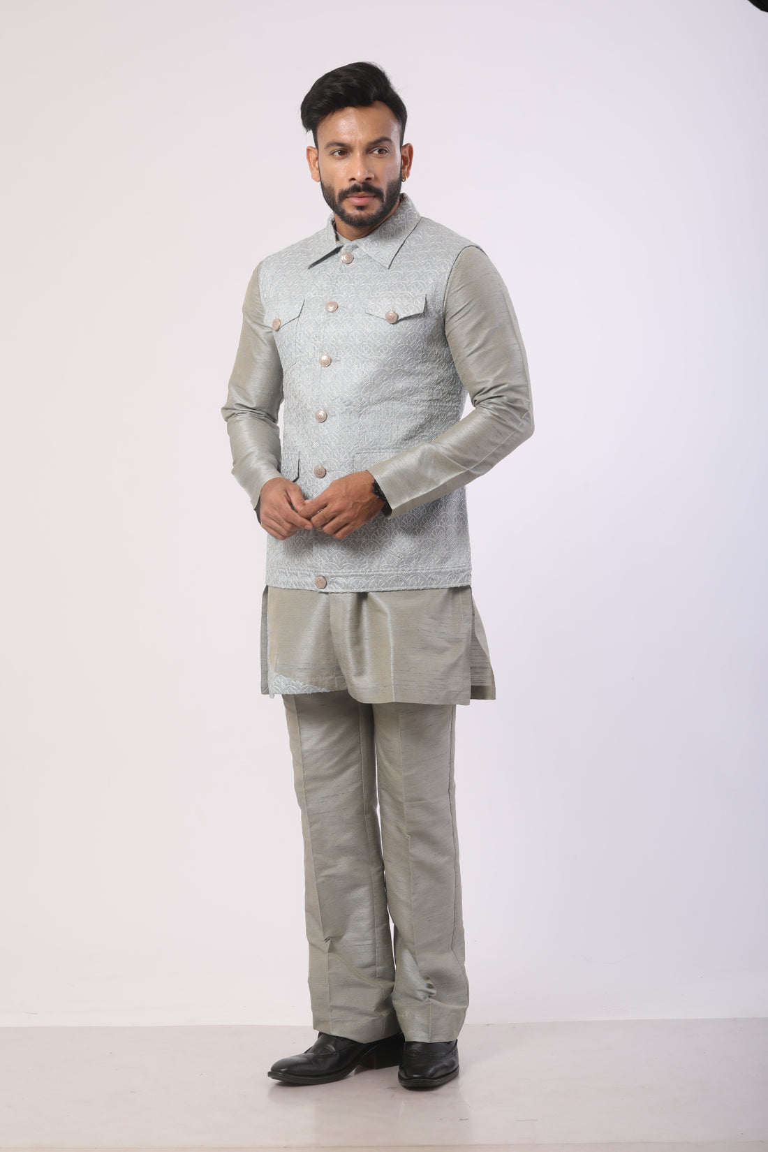 Grey Seltos Kurta Set with Embroidered Nehru Jacket