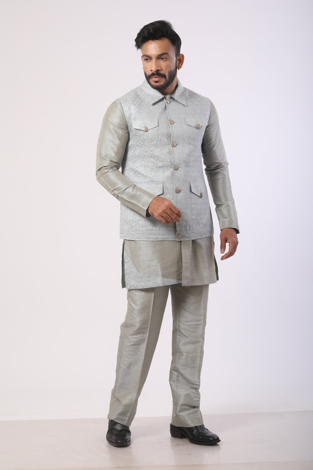 Grey Seltos Kurta Set with Embroidered Nehru Jacket