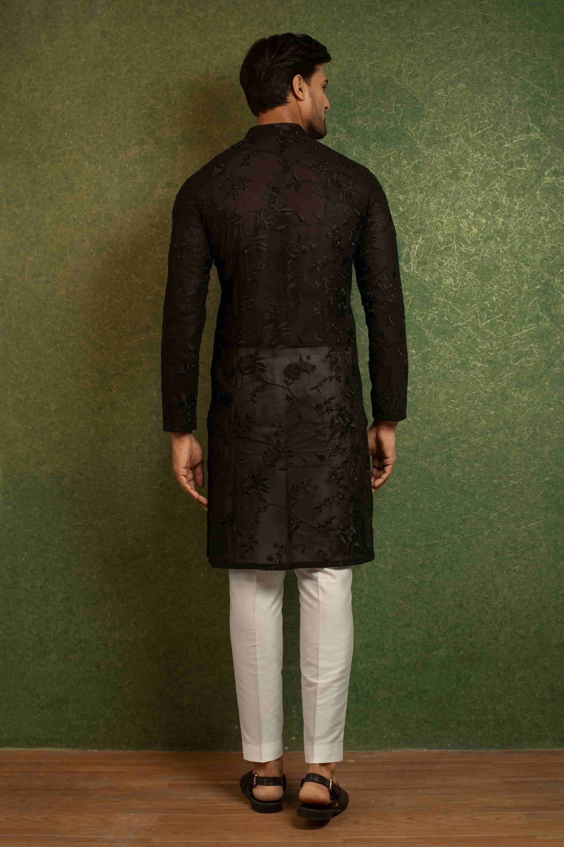 Men's Kurta Set with Floral Embroidery