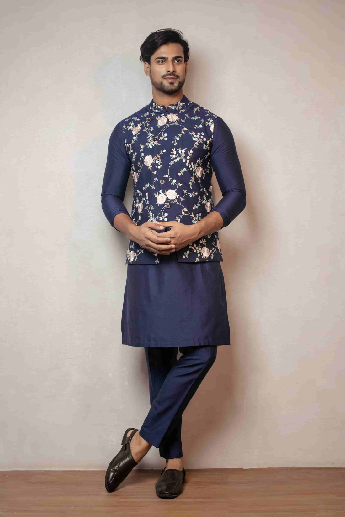 Elegant Kurta Ensemble