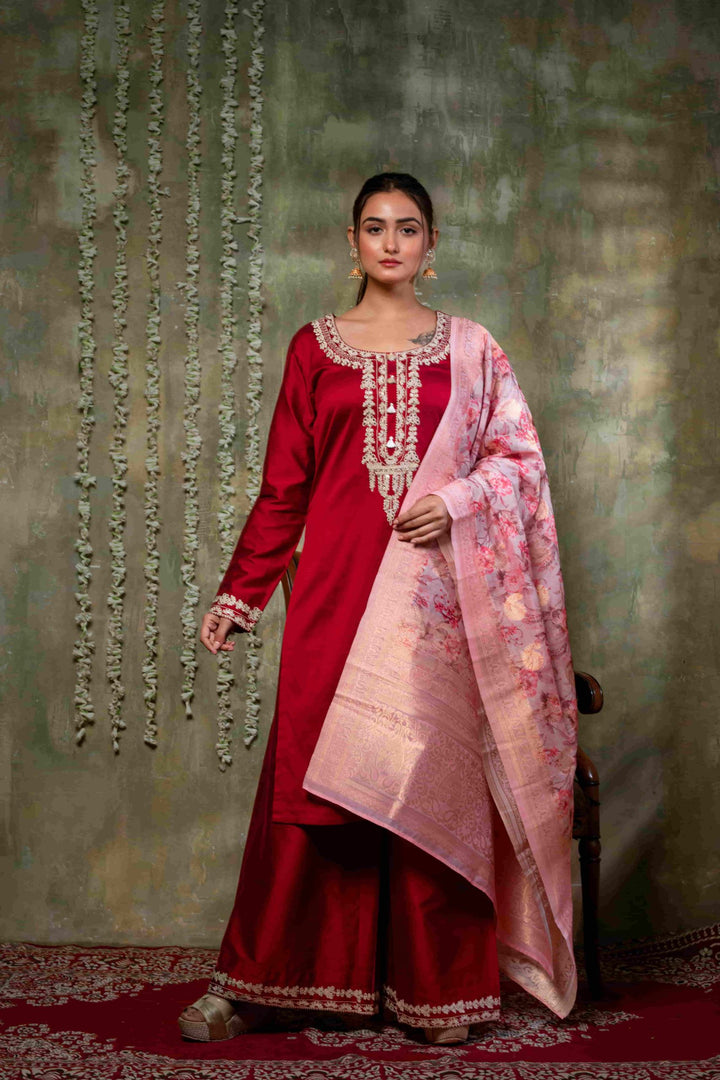 Maroon Dori Work Suit Elegance