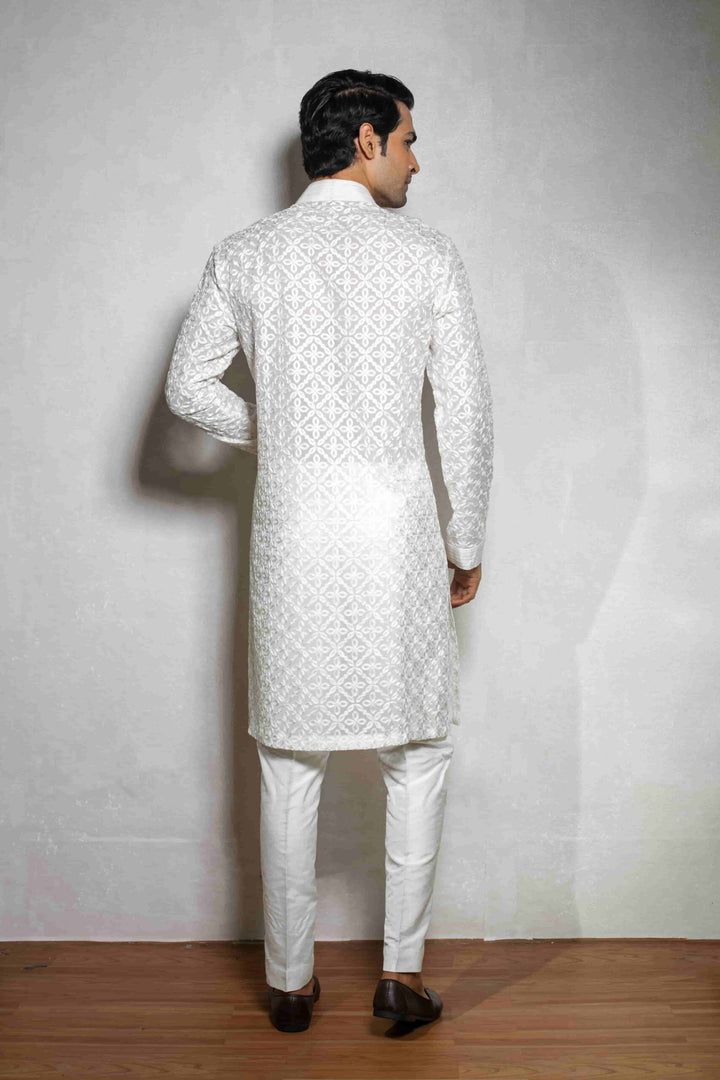 Affifa's Stylish Ari-Work Kurta Set