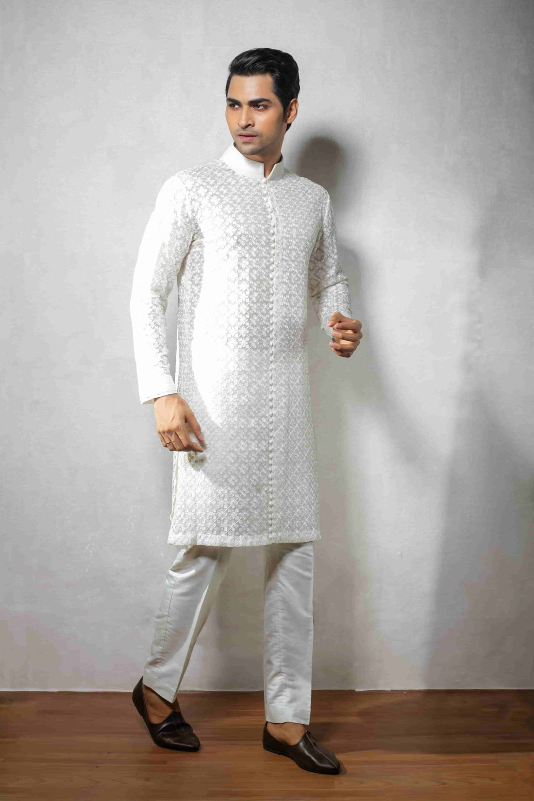 Stylish Kurta Set with Chikankari