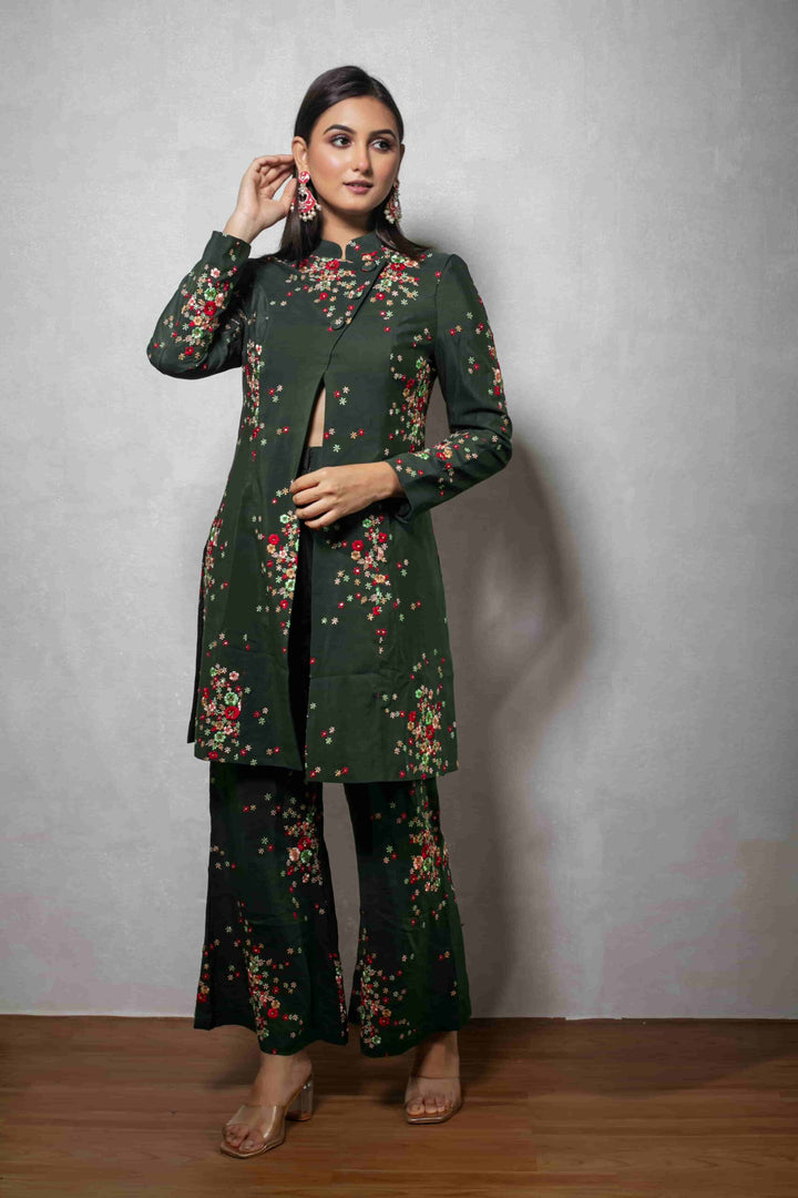 Fashionable Green Women's Suit