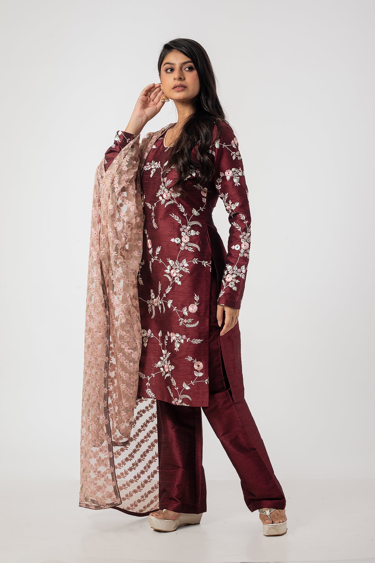 Maroon Designer Kurta Set with Resham Embroidery and Pink Net Dupatta