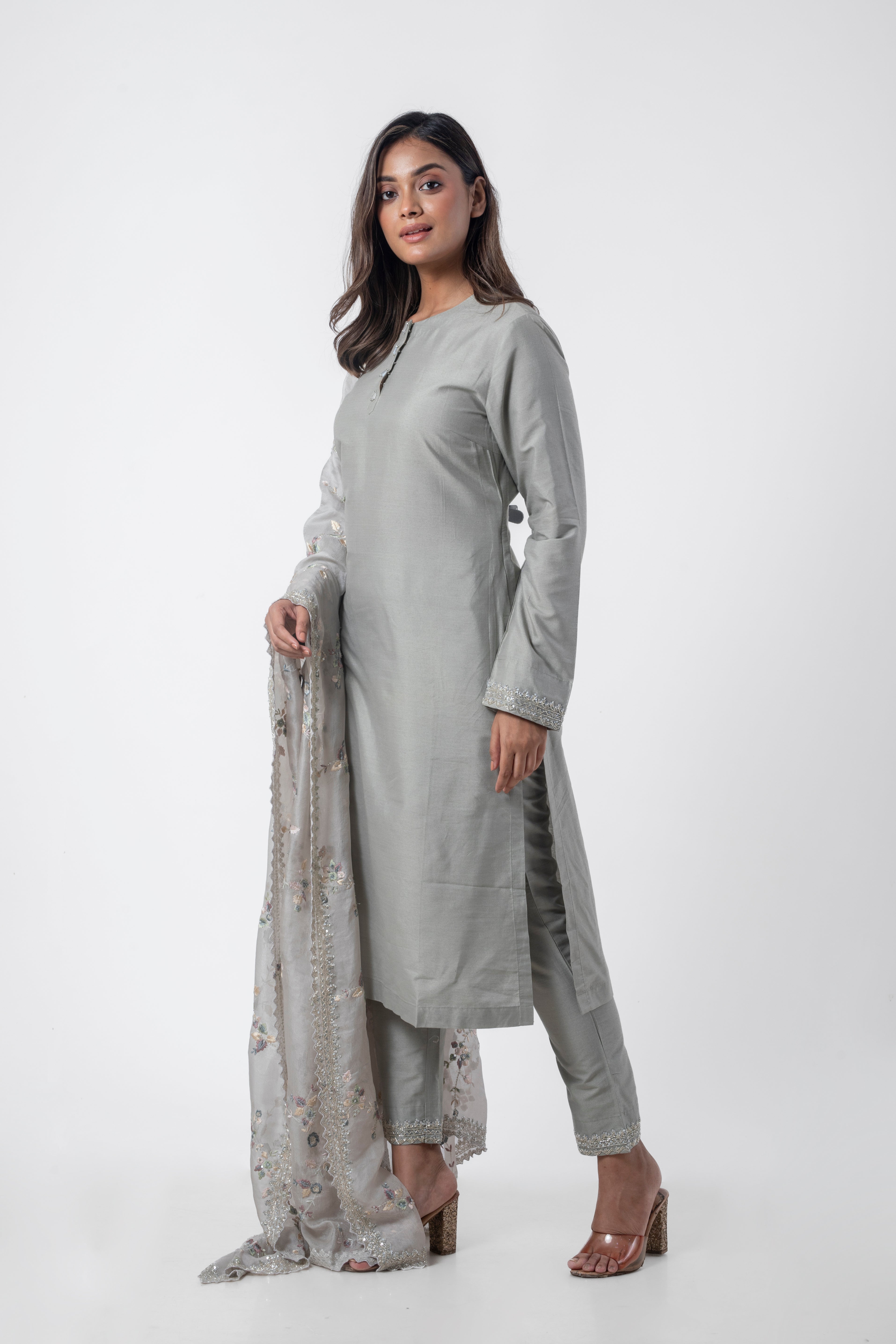 Grey Floral Embroidered Kurta Set with Heavy Dupatta