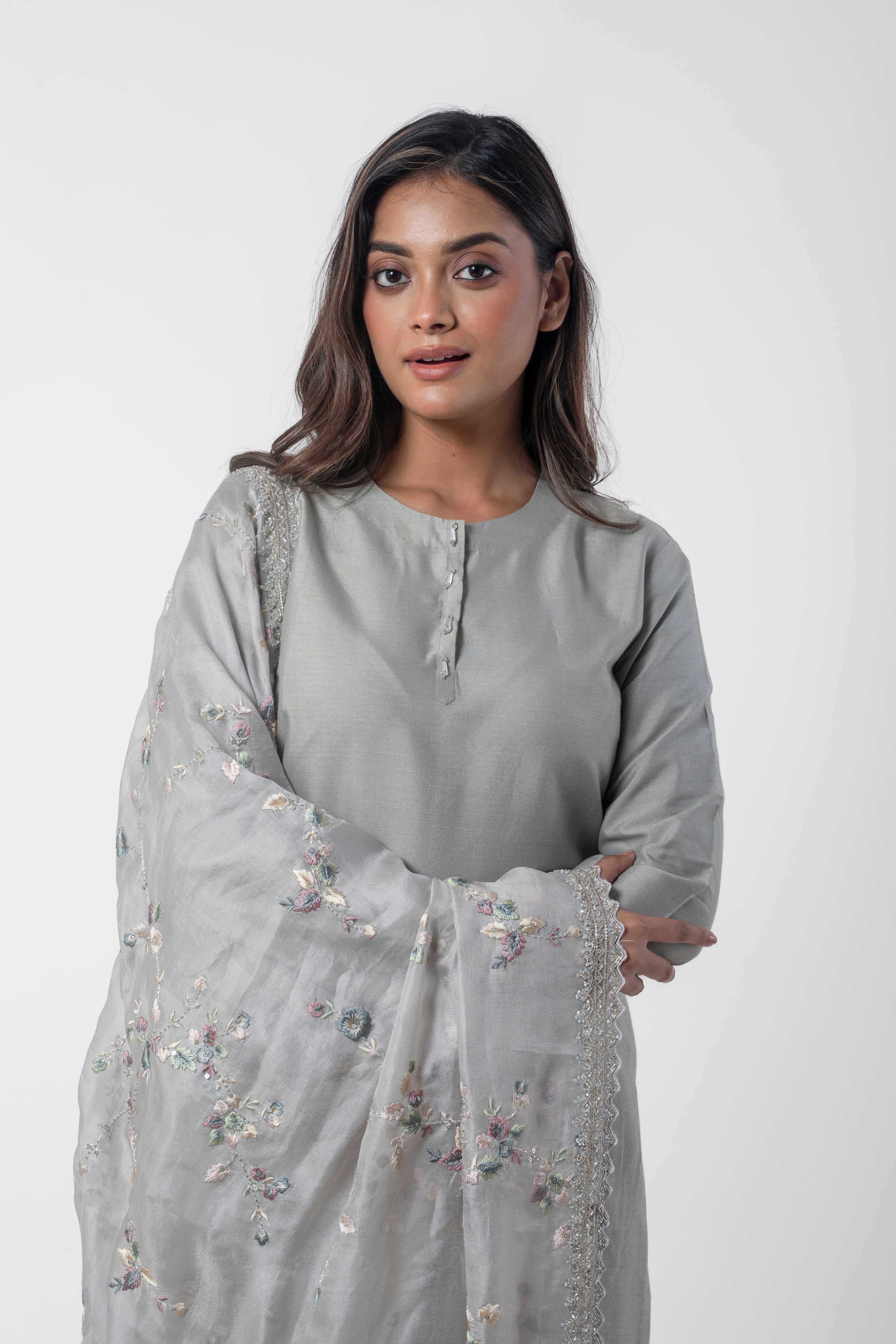 Grey Floral Embroidered Kurta Set with Heavy Dupatta