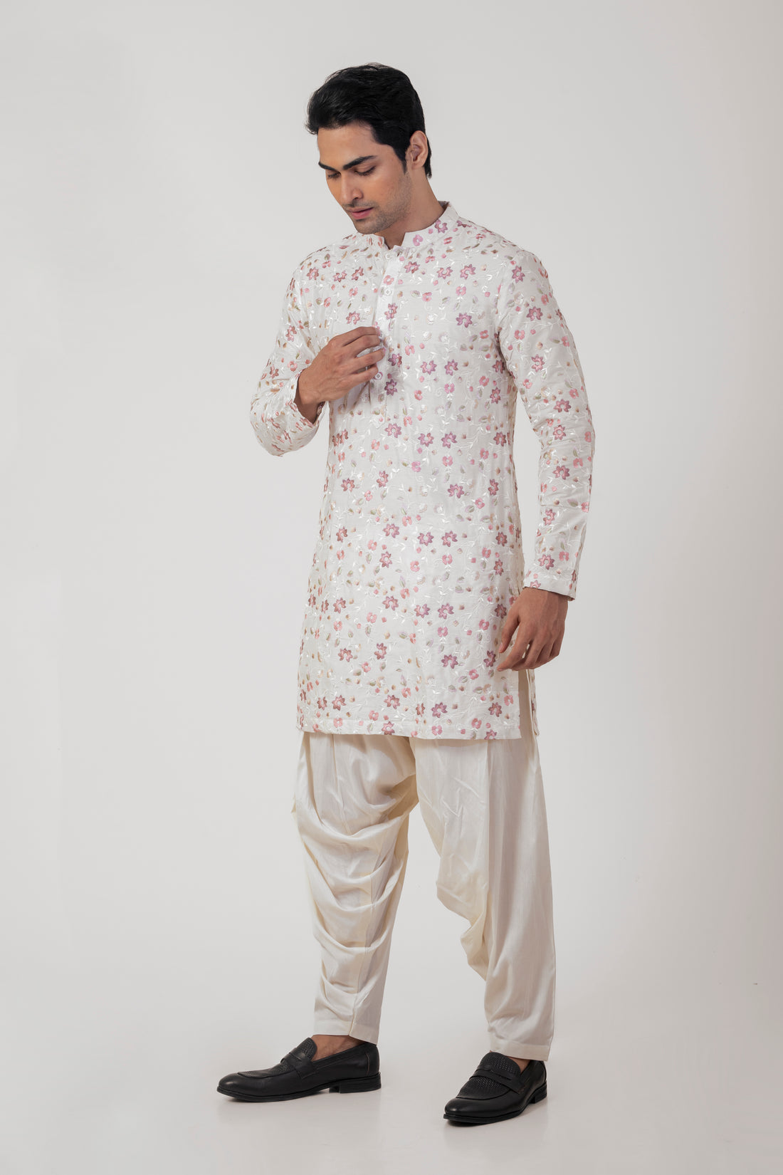 Off White Patiala Suit for Men with Resham Embroidery