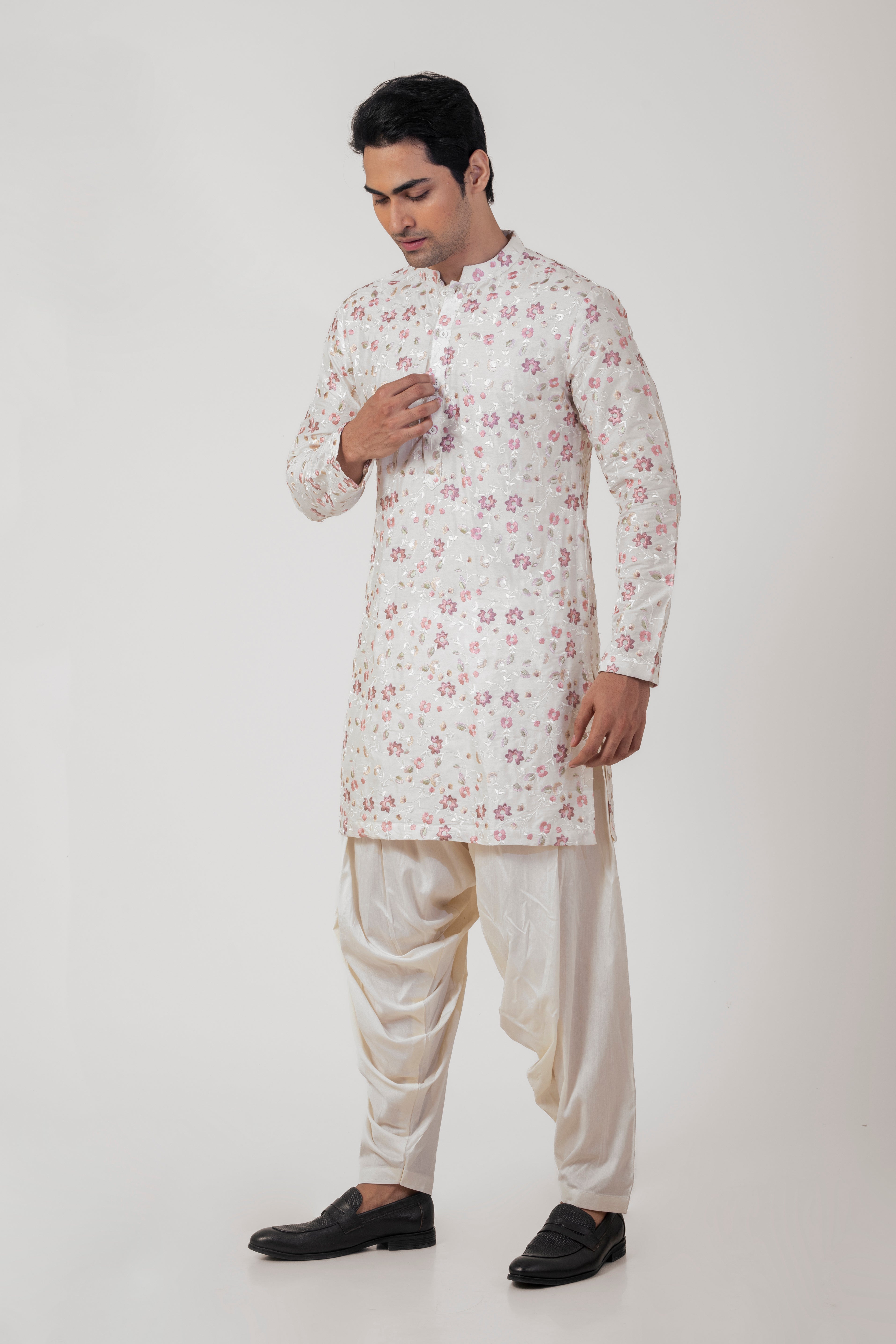 Off White Patiala Suit for Men with Resham Embroidery