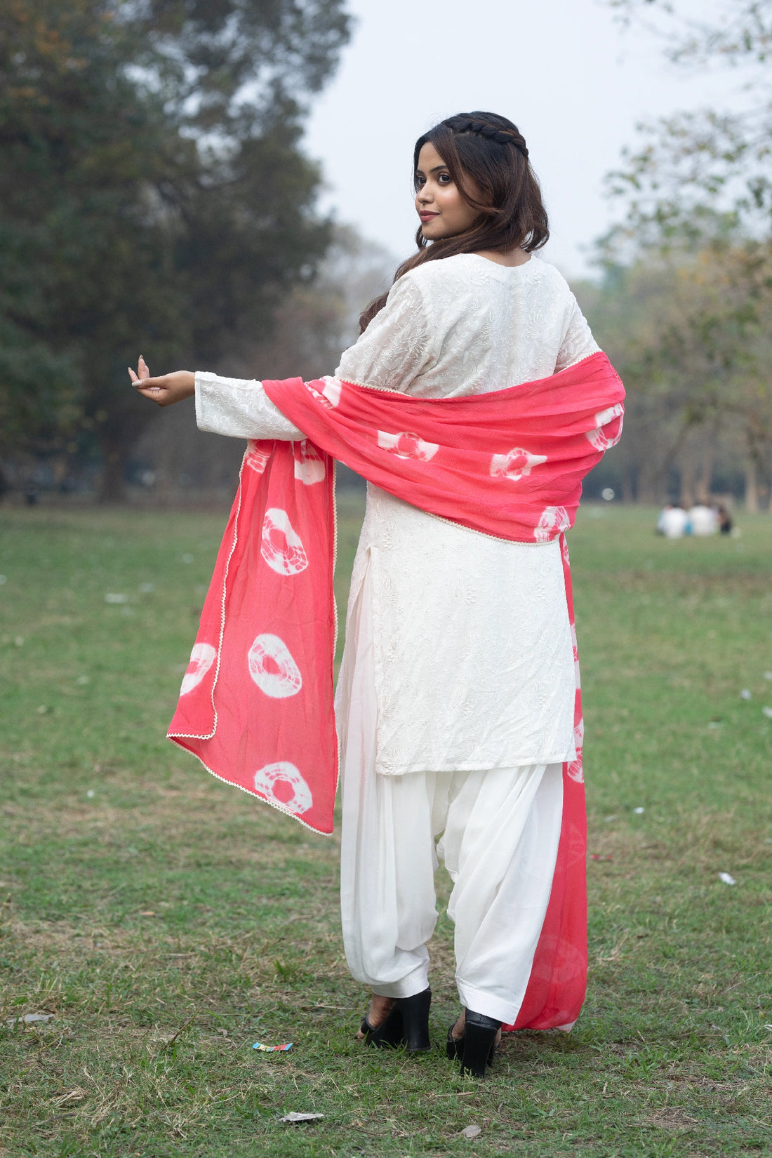 White Tie-dye Kurti with Pant and Dupatta